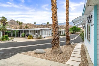 117 Aliso Dr in Palm Springs, CA - Building Photo - Building Photo