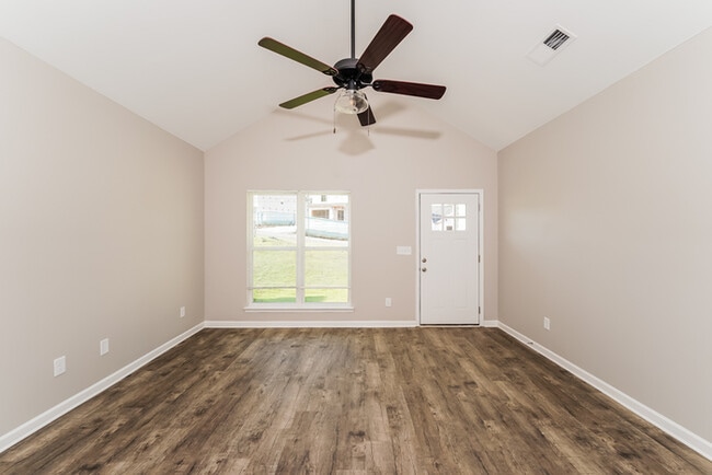 200 Willowridge Ln in Odenville, AL - Building Photo - Building Photo