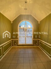 583 Cahaba Manor Dr in Pelham, AL - Building Photo - Building Photo