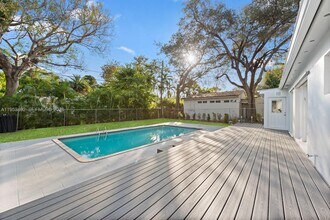 4080 Hardie Ave in Miami, FL - Foto de edificio - Building Photo