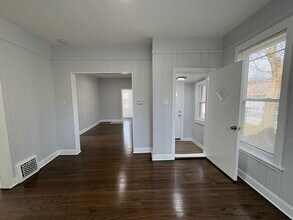 307 Prairie Ave in Highwood, IL - Building Photo - Building Photo