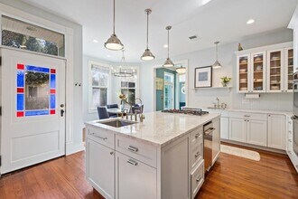 4104 Avenue F in Austin, TX - Building Photo - Building Photo