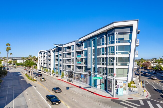 Haven Apartments in Los Angeles, CA - Building Photo - Building Photo