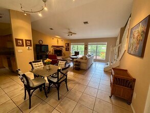 5619 52nd Ave N in St. Petersburg, FL - Building Photo - Building Photo