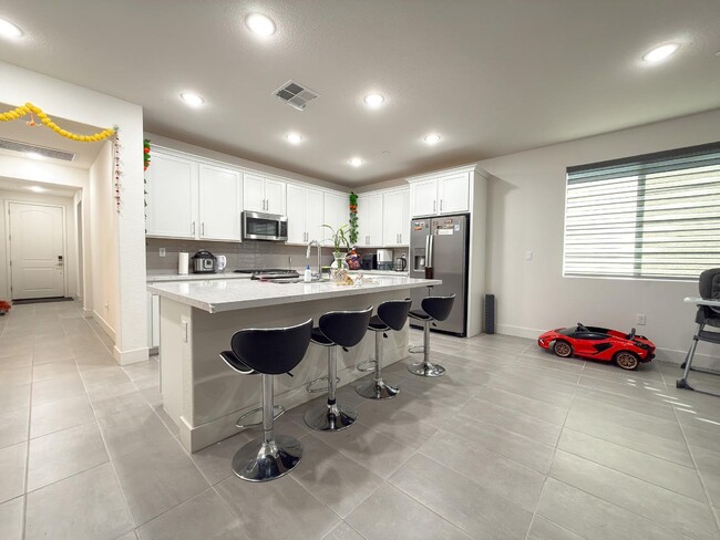 2665 Luna Ave in Tracy, CA - Building Photo - Building Photo