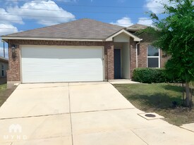7507 Twin Pine Ct in Converse, TX - Building Photo