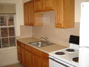 503 Church St in Ann Arbor, MI - Foto de edificio - Building Photo