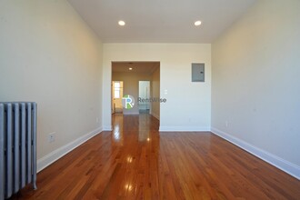 123 Sutherland Rd in Boston, MA - Building Photo - Building Photo