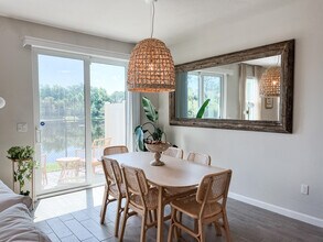 3937 SE Mentmore Ln in Stuart, FL - Building Photo - Building Photo