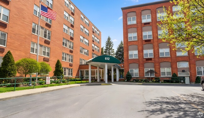 Steinhorst Square Apartments in Utica, NY - Building Photo - Building Photo