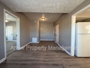 1645 E St in Lincoln, NE - Building Photo - Building Photo