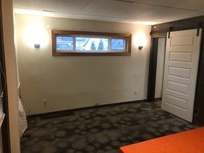 250 Garfield Ave, Unit 250 Garfield Ave Apt 1 in North Mankato, MN - Foto de edificio - Building Photo