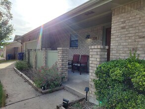 208 Erin Dr in Kerrville, TX - Building Photo - Building Photo
