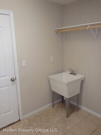 4001 Iguana Dr photo'