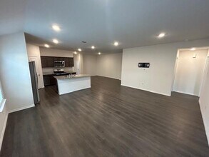 3061 Stratford Wy in Heartland, TX - Building Photo - Building Photo