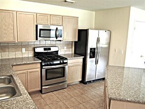 11806 Skydale Dr in Tomball, TX - Building Photo - Building Photo