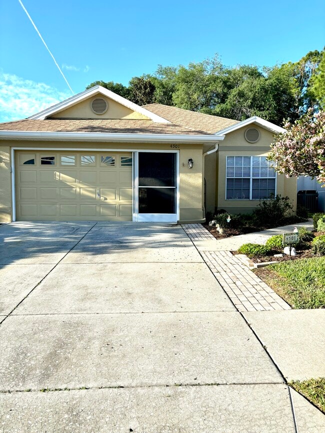 property at 4501 Golf Club Ln