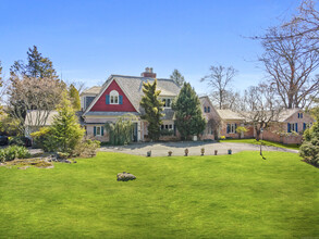 37 Green Acre Ln in Westport, CT - Building Photo - Building Photo
