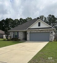 6938 Summerset Dr in Gulf Shores, AL - Building Photo
