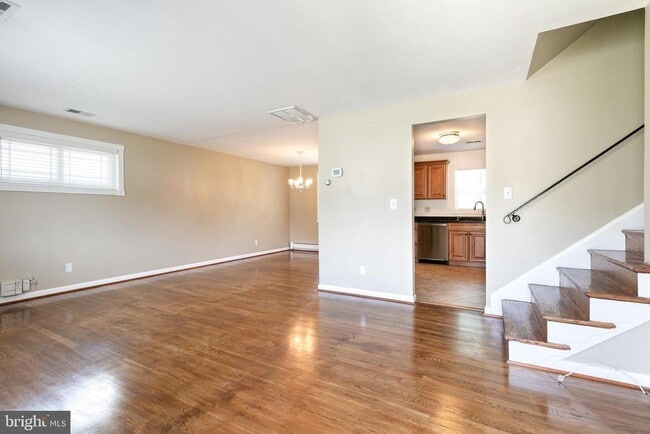 177 Roland Rd in Pasadena, MD - Building Photo - Building Photo