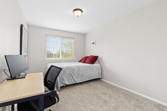 1440 E 128th Ct in Thornton, CO - Building Photo - Building Photo