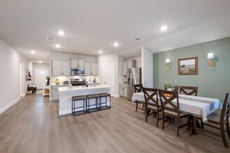 5609 Jewel Curv in San Antonio, TX - Building Photo - Building Photo
