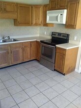 1 Oaks Pl in Lago Vista, TX - Building Photo - Building Photo