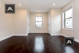 476 Fulton St in Medford, MA - Building Photo - Building Photo