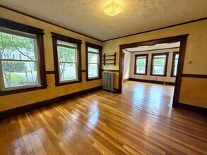 206 School St in Watertown, MA - Building Photo - Building Photo