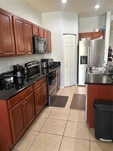 5807 Hampton Hills Blvd in Tamarac, FL - Building Photo - Building Photo