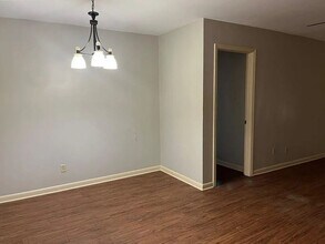 1250 Dorchester Dr in Alexandria, LA - Building Photo - Building Photo