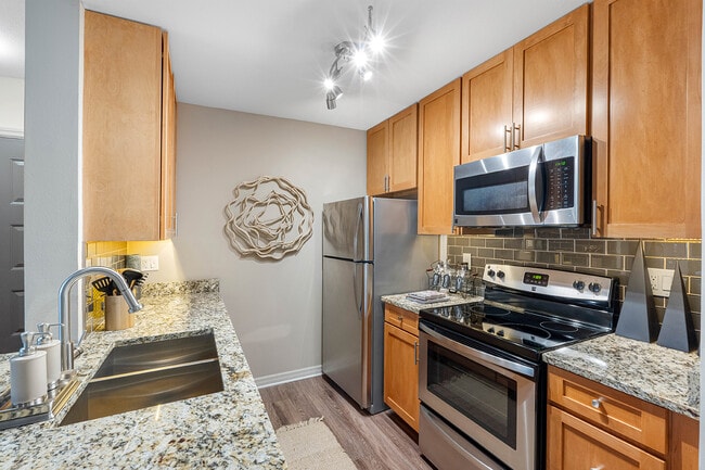 Cortland Mirror Lake in Apopka, FL - Building Photo - Building Photo