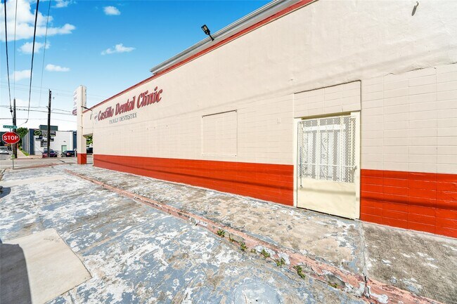 2919 Canal St in Houston, TX - Building Photo - Building Photo