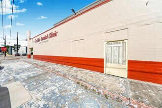 2919 Canal St in Houston, TX - Building Photo - Building Photo