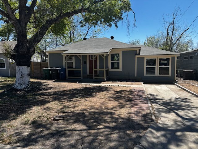 116 Nelson Ave in San Antonio, TX - Building Photo