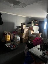 66 Lee Ave, Unit First Floor in Yonkers, NY - Foto de edificio - Building Photo