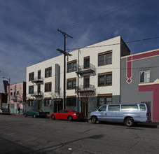 Lincoln Hotel in Los Angeles, CA - Building Photo - Building Photo