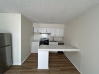 Cedar Ridge Apartments in Sand Springs, OK - Building Photo - Building Photo