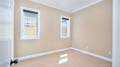 431 Iris Ave in Newport Beach, CA - Building Photo - Building Photo