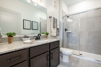 The Groves at Lake Juliana in Auburndale, FL - Building Photo - Building Photo