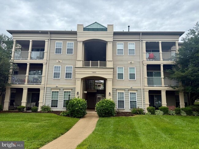 property at 1031 Gardenview Loop