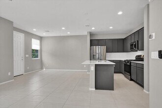 711 Sleeping City Ave in Henderson, NV - Building Photo - Building Photo
