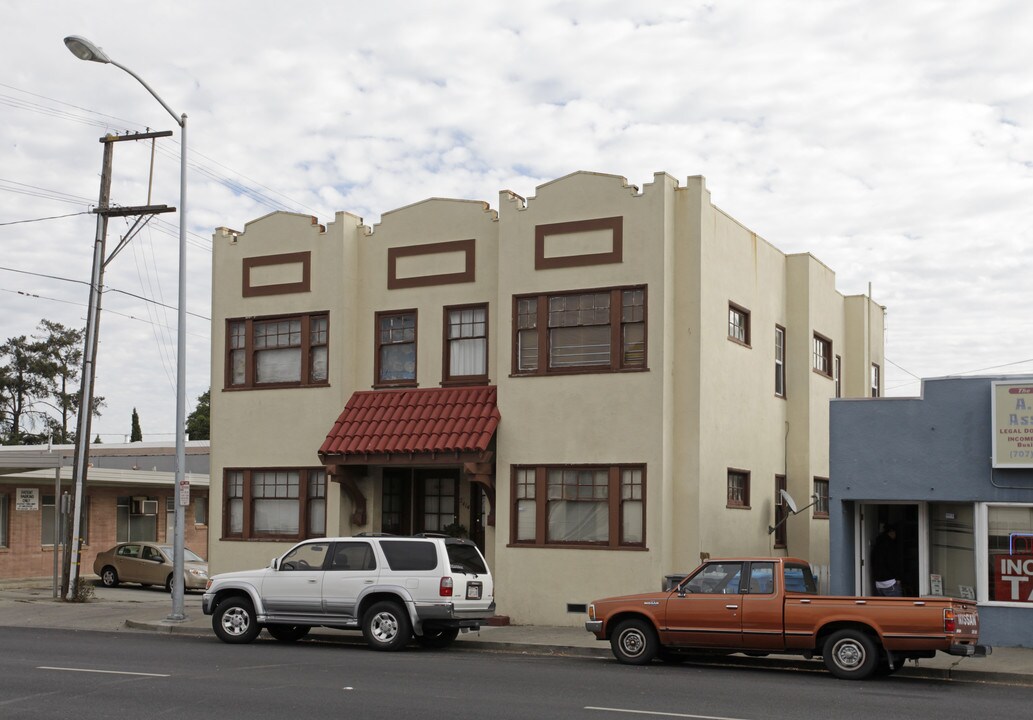 2414 Sonoma Blvd in Vallejo, CA - Foto de edificio