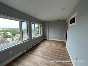 31 Faywood Ave in Boston, MA - Building Photo - Building Photo