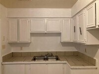 5130 Ridgevan St photo'