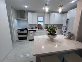 30 Park St in Ridgefield Park, NJ - Building Photo