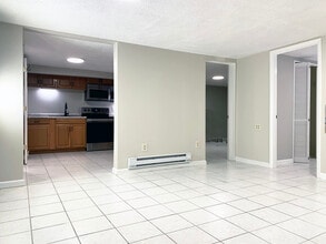 353 Hillside St, Unit 353 Hillside #1 in Asheville, NC - Building Photo - Building Photo