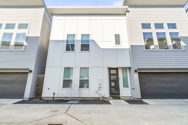 property at 2210 Lou Ellen Ln