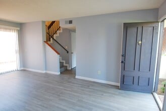 1097 S Santo Antonio Dr in Colton, CA - Building Photo - Building Photo