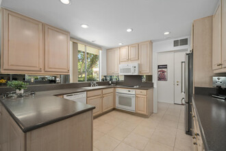 76895 Lark Dr in Indian Wells, CA - Foto de edificio - Building Photo